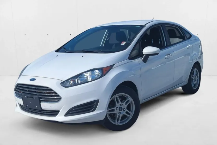 2017 Ford Fiesta SE photo 1