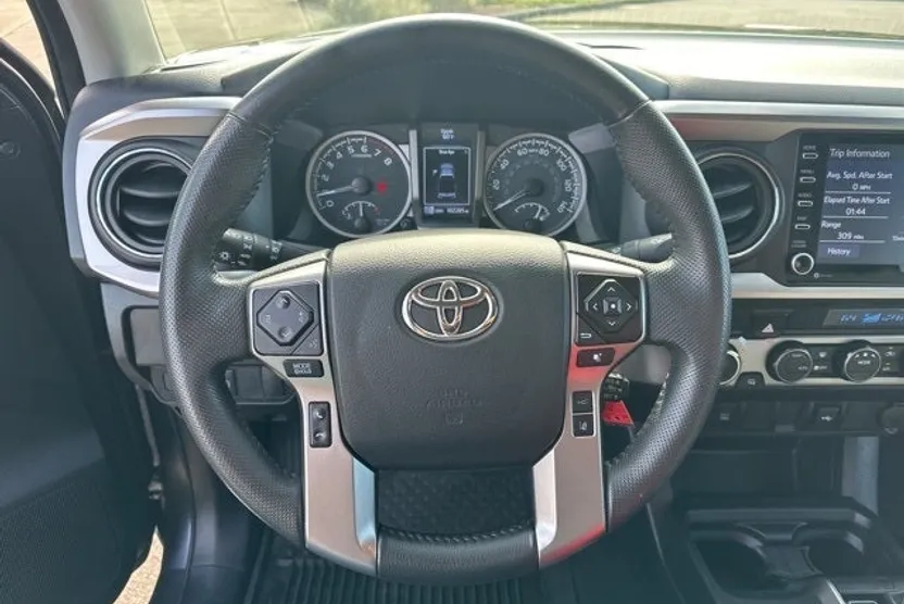 2022 Toyota Tacoma SR5 V6 photo 1