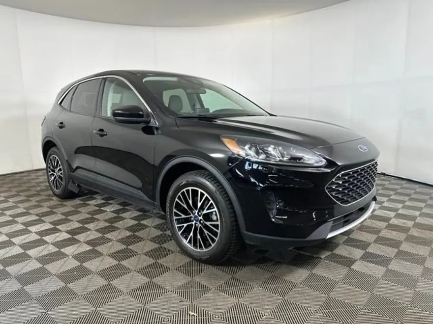2021 Ford Escape SE photo 1