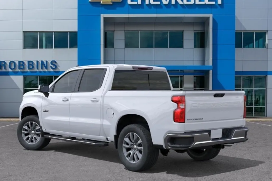 2026 Chevrolet Silverado 1500 LT photo 1