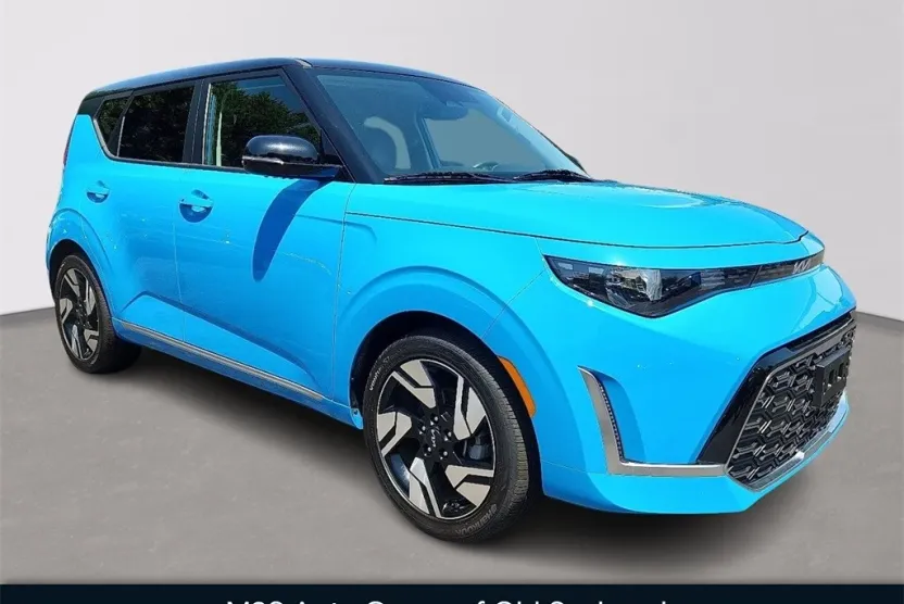 2024 Kia Soul GT-Line photo 1