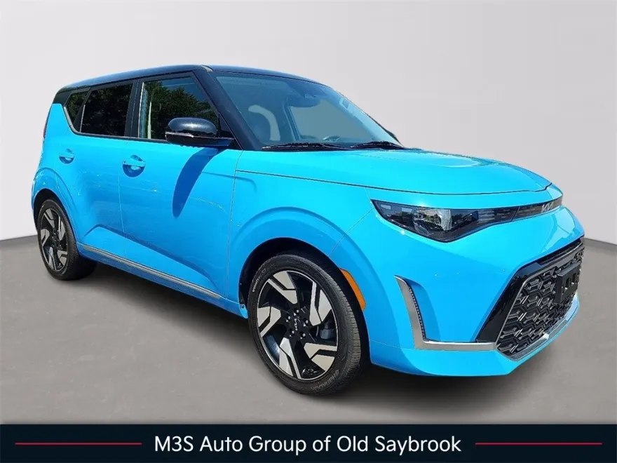 2024 Kia Soul GT-Line photo 1