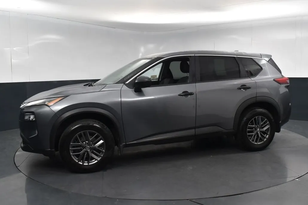 2021 Nissan Rogue S AWD photo 1