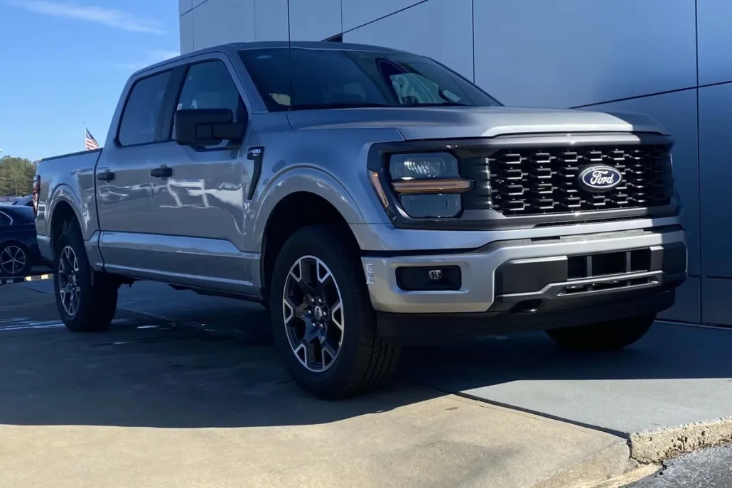 2025 Ford F-150 STX photo 1