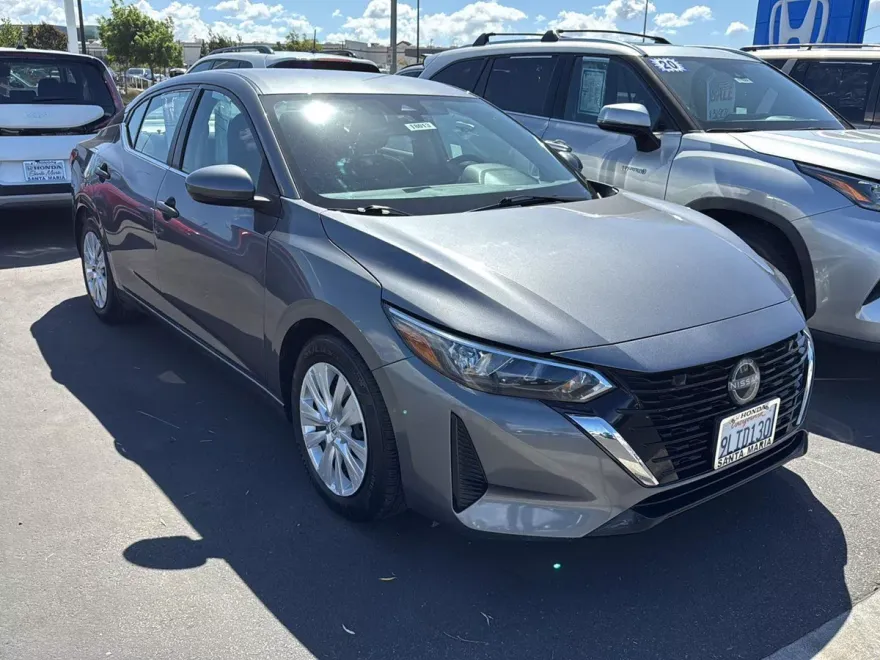 2024 Nissan Sentra S photo 1