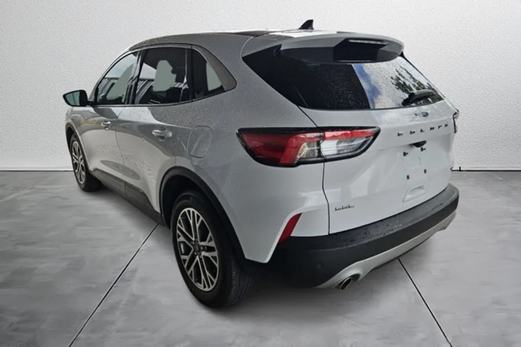 2022 Ford Escape SEL Hybrid photo 1