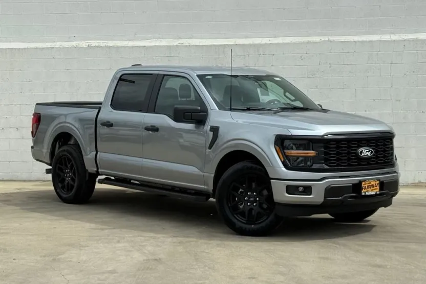 2025 Ford F-150 STX photo 1