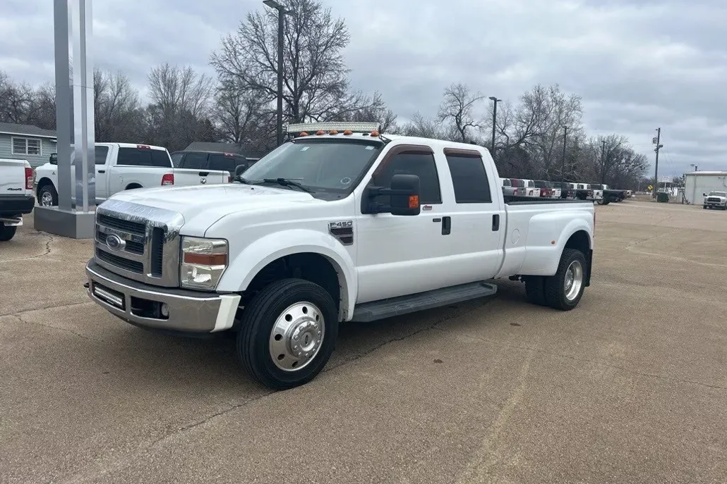 2008 Ford F-450 photo 1