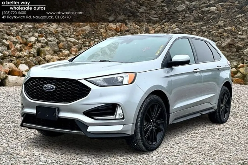 2021 Ford Edge ST-Line photo 1