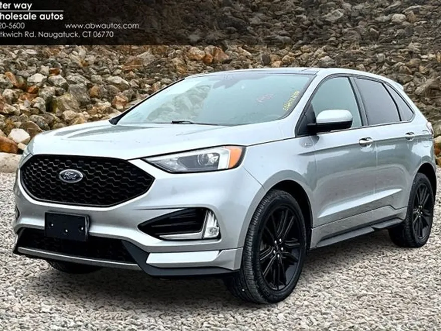 2021 Ford Edge ST-Line photo 1