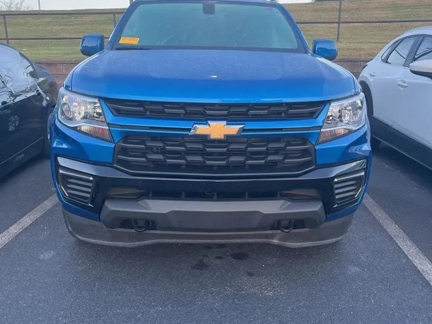 2022 Chevrolet Colorado LT photo 1