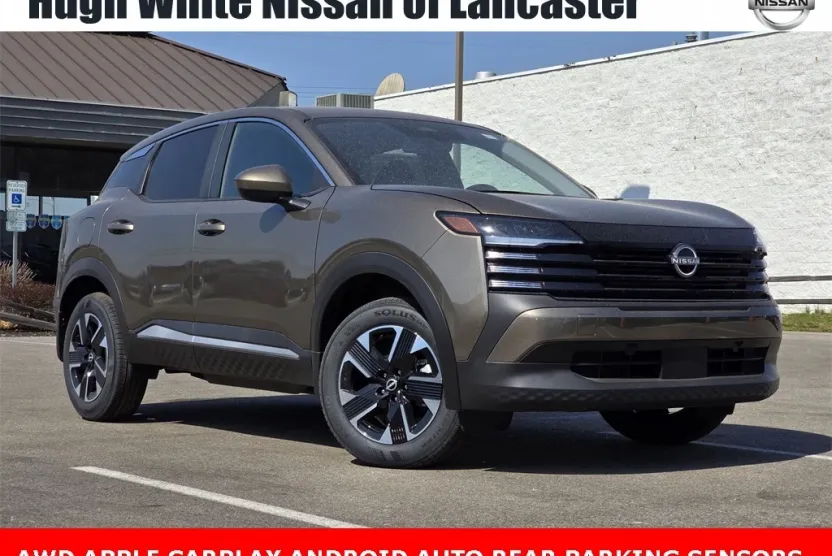 2025 Nissan Kicks SV photo 1