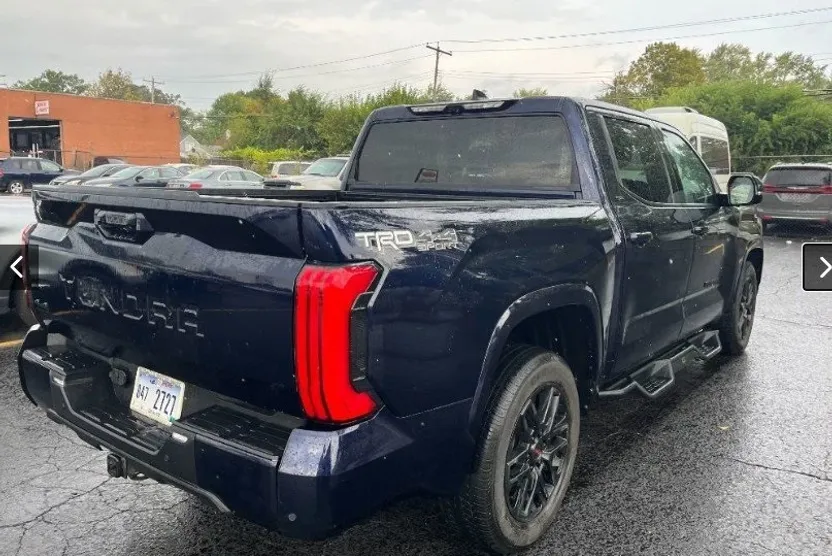 2022 Toyota Tundra SR5 CrewMax photo 1