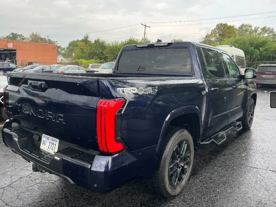 2022 Toyota Tundra SR5 CrewMax photo 1