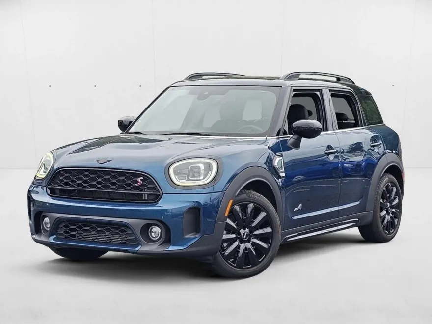 2022 Mini Countryman S ALL4 photo 1