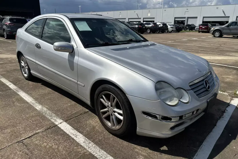 2002 Mercedes Benz C 230 photo 1