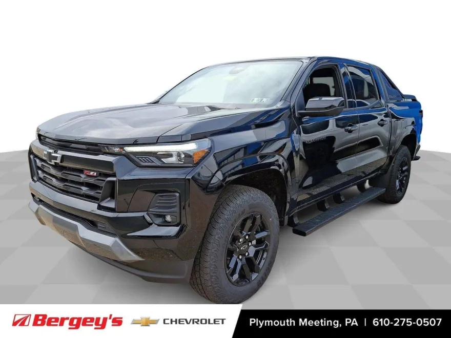 2025 Chevrolet Colorado Base photo 1