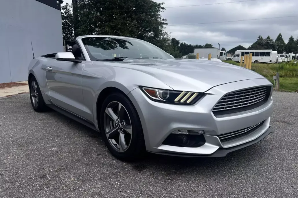 2017 Ford Mustang EcoBoost Premium Convertible photo 1
