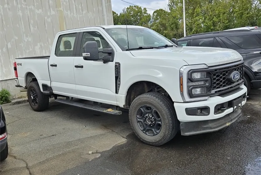 2024 Ford F-250 XL photo 1