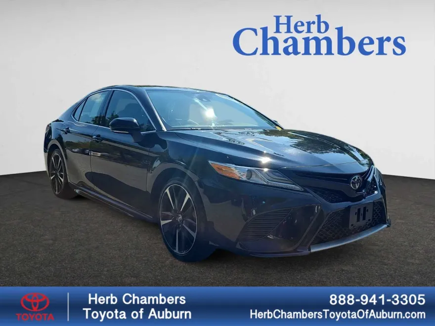 2020 Toyota Camry XSE photo 1