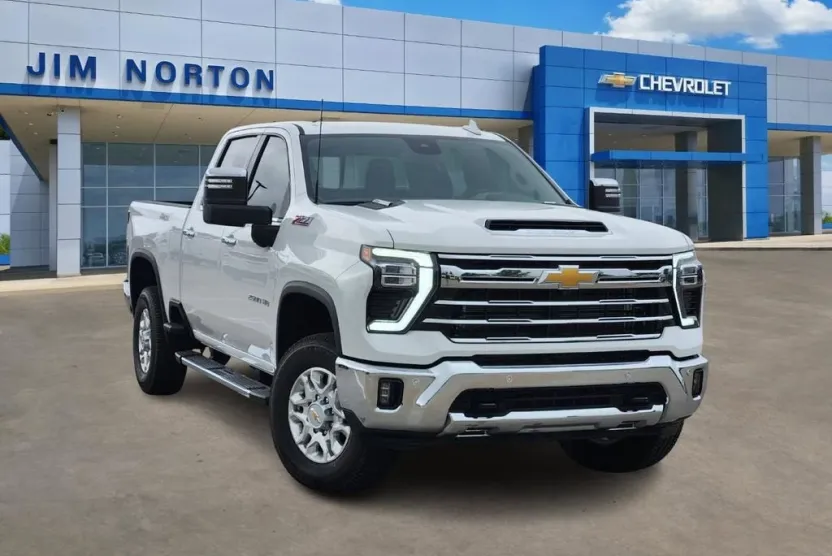 2025 Chevrolet Silverado 2500HD LTZ photo 1