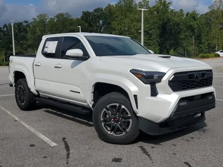 2025 Toyota Tacoma TRD Sport photo 1