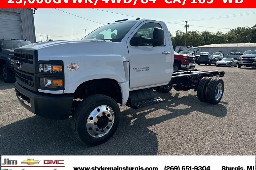 2024 Chevrolet Silverado 6500HD Work Truck photo 1