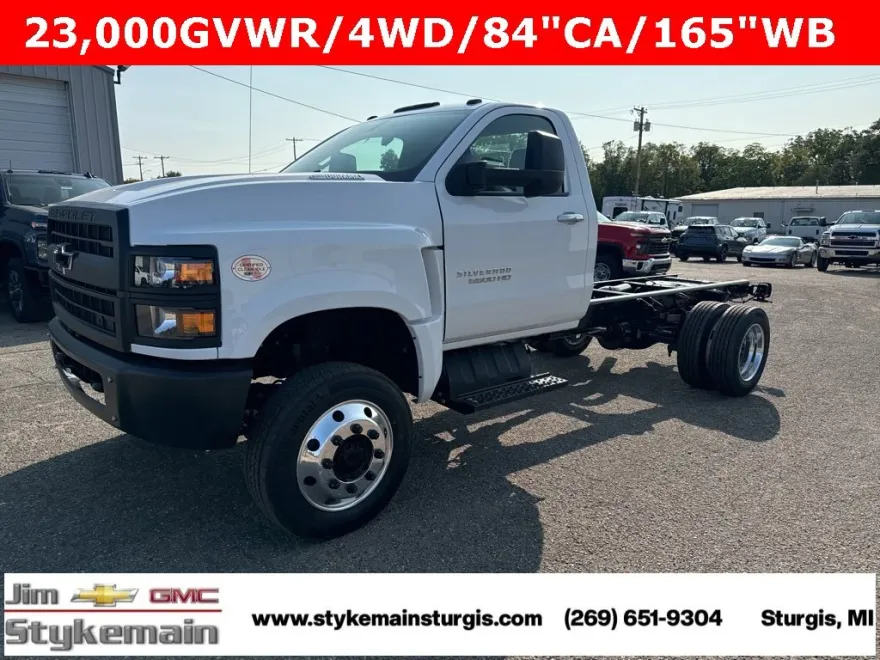 2024 Chevrolet Silverado 6500HD Work Truck photo 1