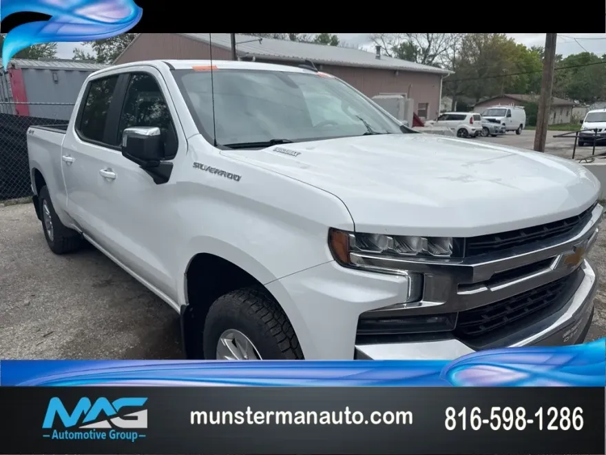 2021 Chevrolet Silverado 1500 LT photo 1