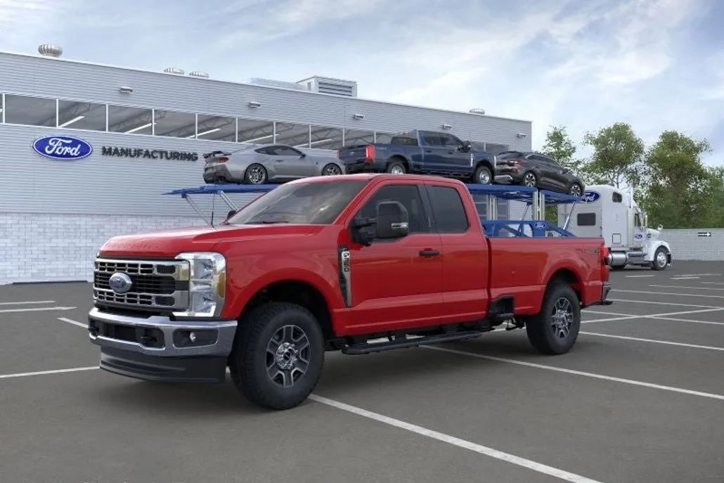 2025 Ford F-350 photo 1