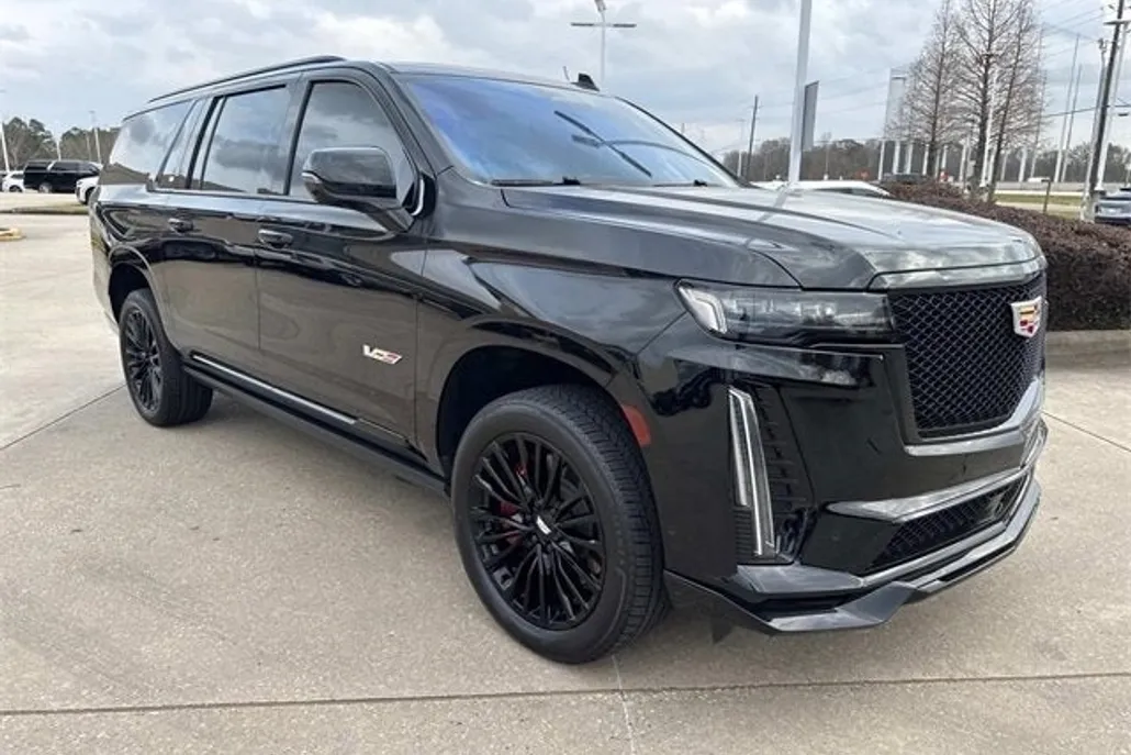 2023 Cadillac Escalade ESV V-Series photo 1