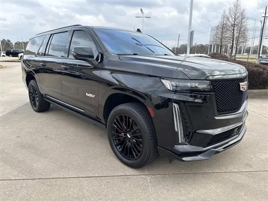 2023 Cadillac Escalade ESV V-Series photo 1