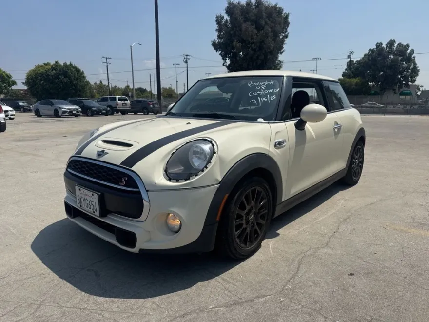 2019 Mini Cooper Hardtop S photo 1