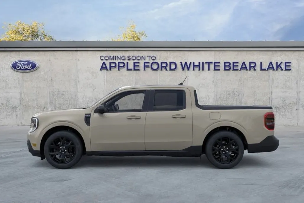 2025 Ford Maverick Lariat photo 1