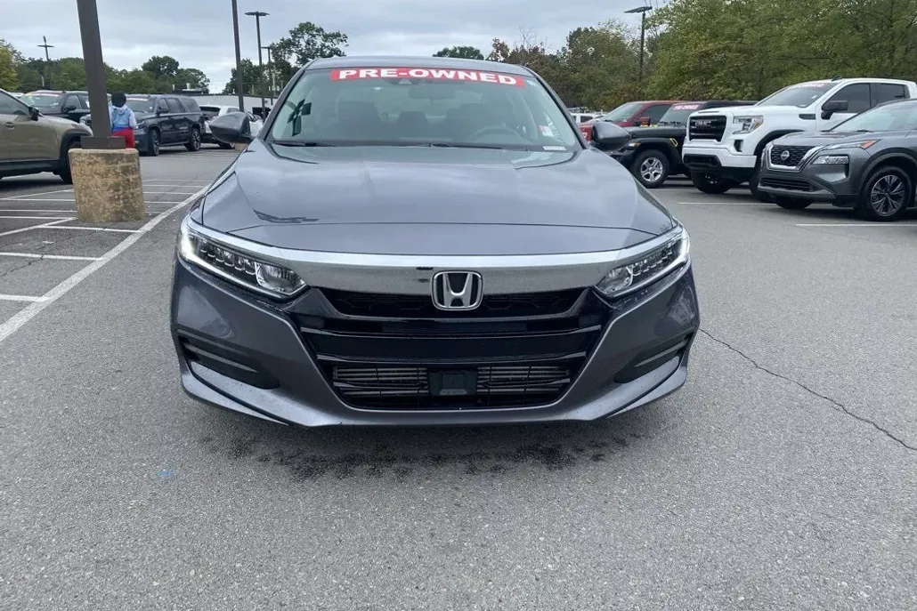 2020 Honda Accord LX photo 1