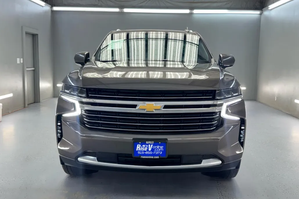 2021 Chevrolet Tahoe LT photo 1