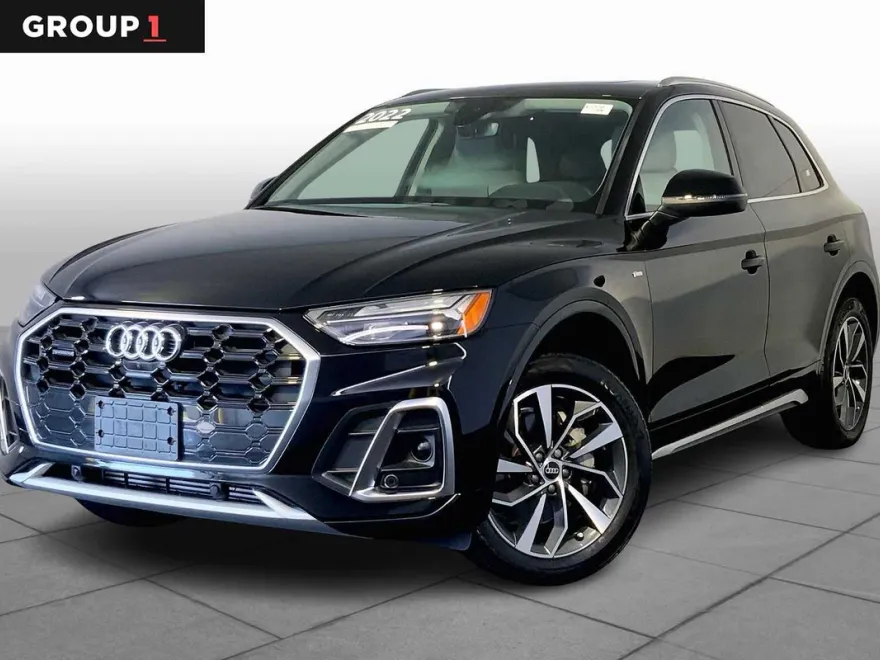 2022 Audi Q5 45 S line Premium Plus photo 1