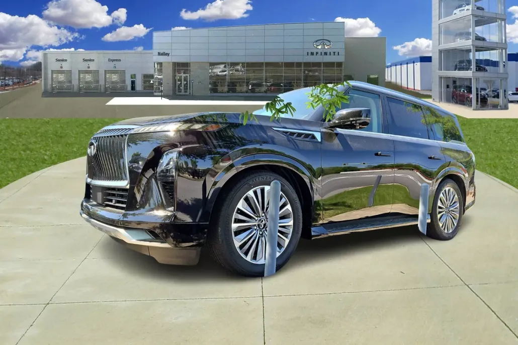 2025 Infiniti QX80 Luxe photo 1