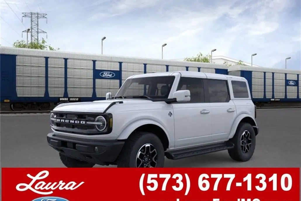 2025 Ford Bronco Outer Banks photo 1