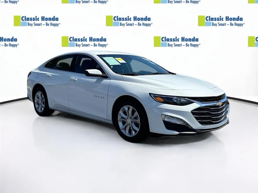 2024 Chevrolet Malibu 1LT photo 1