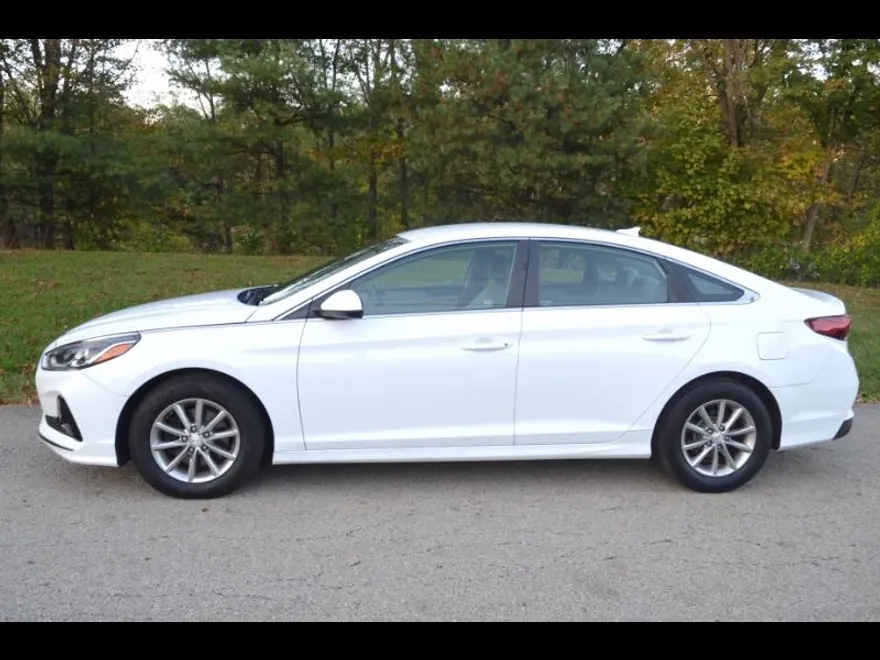 2018 Hyundai Sonata SE photo 1