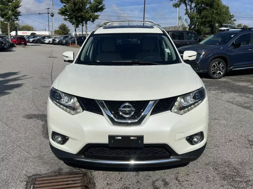 2016 Nissan Rogue SL photo 1