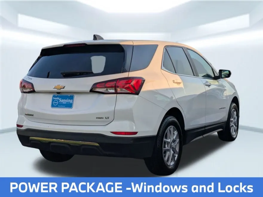 2024 Chevrolet Equinox LT photo 1