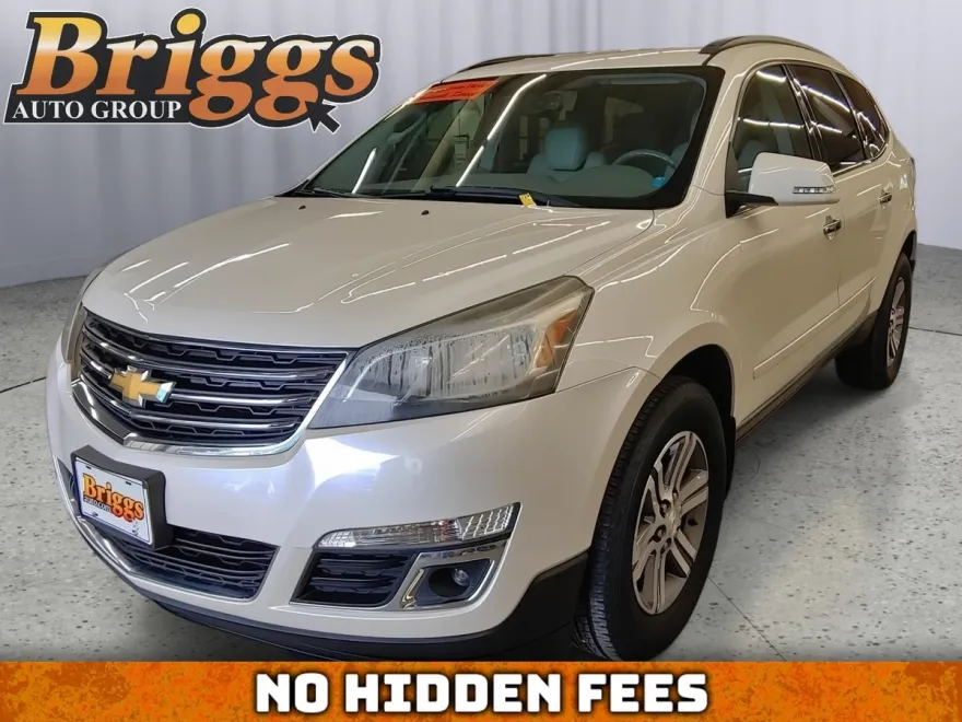 2015 Chevrolet Traverse 2LT photo 1