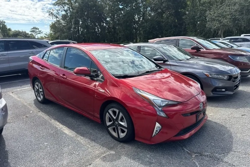 2016 Toyota Prius Two Eco photo 1