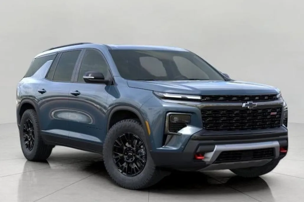2026 Chevrolet Traverse Z71 photo 1