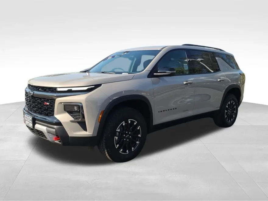 2026 Chevrolet Traverse Z71 photo 1