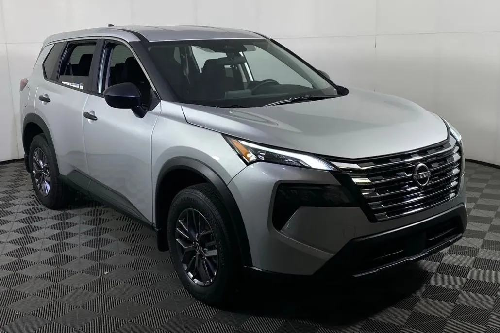2025 Nissan Rogue S photo 1