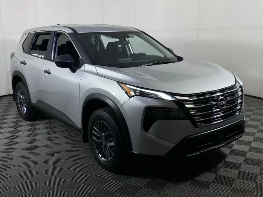2025 Nissan Rogue S photo 1
