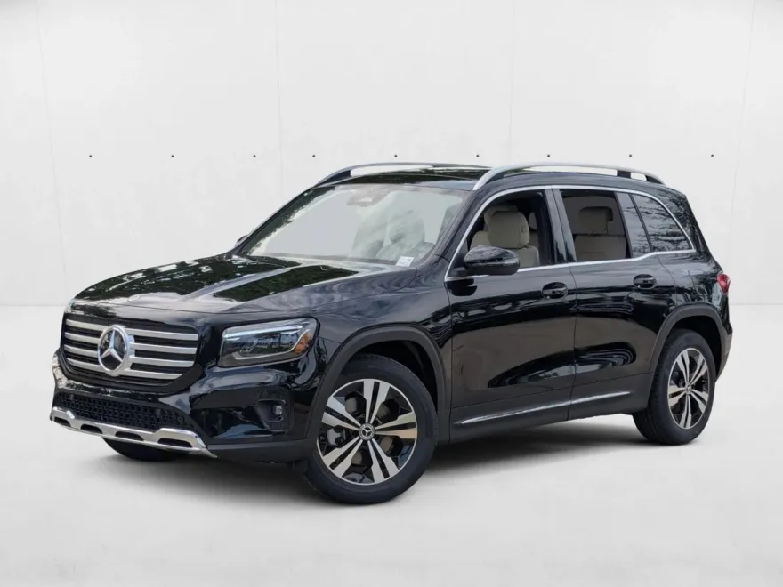 2026 Mercedes Benz GLB 250 photo 1